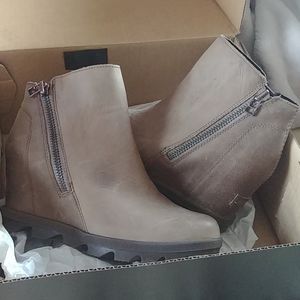 NWB Sorel Joan of Artic Wedge II Zip